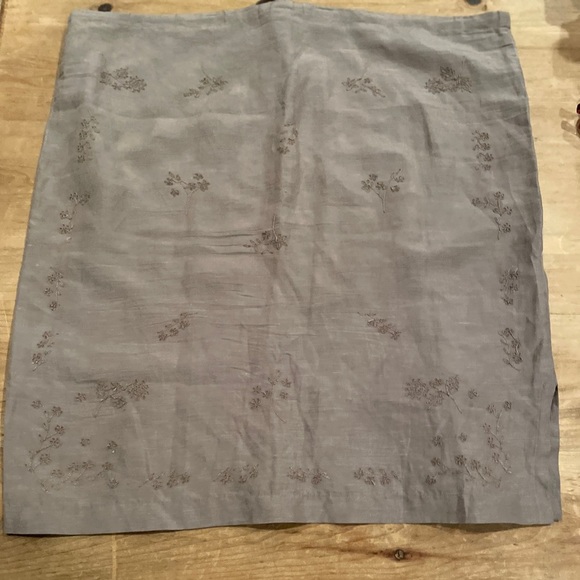 VTG Gap Women’s Neutral Gray Floral Embroidered Linen & Silk Skirt Medium - Picture 2 of 8